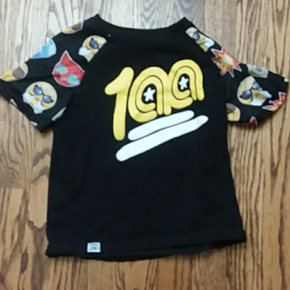 Akademiks Emoji shirt